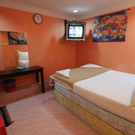 New Wave Hotel Sdn Bhd - Medan Batu Caves Værelse billede